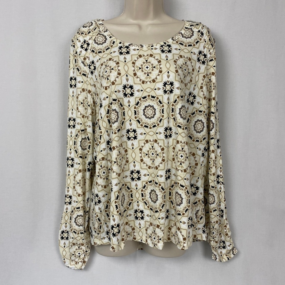 Chicos Touch of Cool Long Sleeve Top Size 3 Beige Brown Shirred Knit Tee NEW